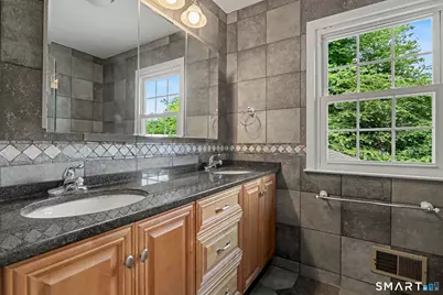 29 Coachlamp Lane, Darien, CT 06820 - Photo 22