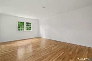29 Coachlamp Ln, Darien, CT 06820 - Photo 20