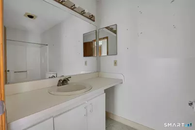 25 Locust Lane #25, Farmington, CT 06032 - Photo 16