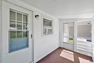 82 Crystal St, Wethersfield, CT 06109 - Photo 8