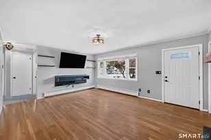 82 Crystal St, Wethersfield, CT 06109 - Photo 12
