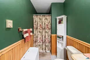 105 Inwood Ln, Bristol, CT 06010 - Photo 32