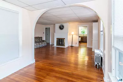58 Shore Drive, Branford, CT 06405 - Photo 4