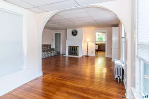 58 Shore Dr, Branford, CT 06405 - Photo 4