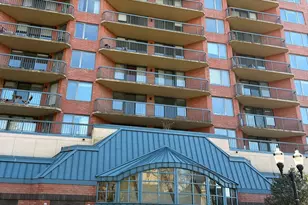 25 Forest St, Stamford, CT 06901 - Photo 2