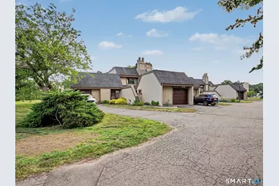 85 Viscount Drive #15B, Milford, CT 06460 - Photo 2