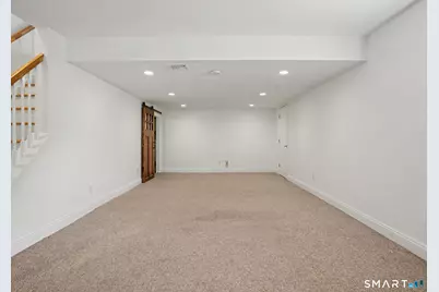 106 Shorefront Park, Norwalk, CT 06854 - Photo 18