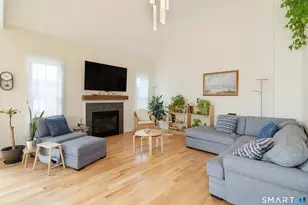 2 Iris Ct, Cromwell, CT 06416 - Photo 10