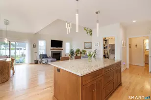 2 Iris Ct, Cromwell, CT 06416 - Photo 6