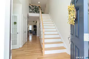 2 Iris Ct, Cromwell, CT 06416 - Photo 4
