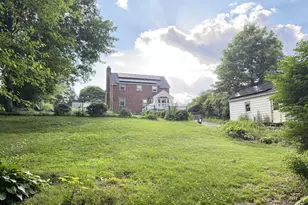 210 Ridge Rd, Middletown, CT 06457 - Photo 20