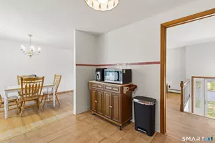 39 Putnam St, Newington, CT 06111 - Photo 12