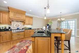14 Billingsgate Dr, Simsbury, CT 06070 - Photo 4