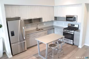 880 Pacific St, Stamford, CT 06902 - Photo 10