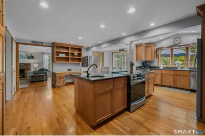 66 Clipper Court, Groton, CT 06355 - Photo 6