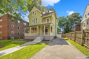11 Marshall St, Hartford, CT 06105 - Photo 2