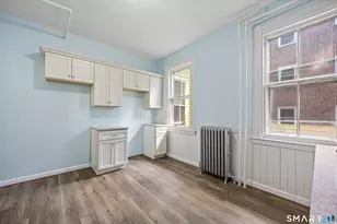 11 Marshall St, Hartford, CT 06105 - Photo 12