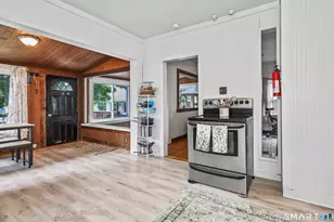 132 E Lake St, Winchester, CT 06098 - Photo 8