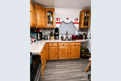 11 Westbrook Street, Hartford, CT 06106 - Photo 8