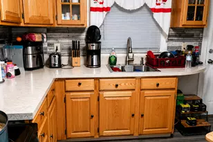 11 Westbrook St, Hartford, CT 06106 - Photo 8