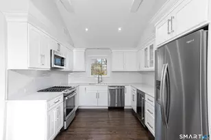 38 Poe Ct, Fairfield, CT 06825 - Photo 1
