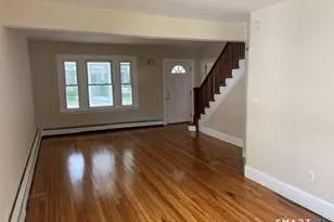 27 Arnold St, Hartford, CT 06106 - Photo 32
