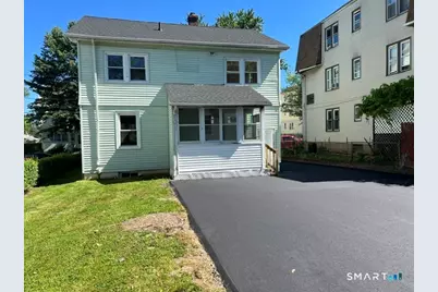 27 Arnold Street, Hartford, CT 06106 - Photo 8