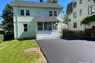 27 Arnold St, Hartford, CT 06106 - Photo 8