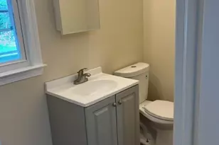27 Arnold St, Hartford, CT 06106 - Photo 30