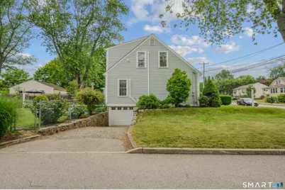 181 Ocean View Avenue, Groton, CT 06355 - Photo 4