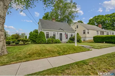 181 Ocean View Avenue, Groton, CT 06355 - Photo 2