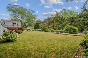 181 Ocean View Ave, Groton, CT 06355 - Photo 12
