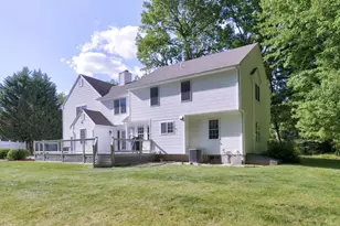 152 Chase Hollow Ln, Glastonbury, CT 06033 - Photo 32