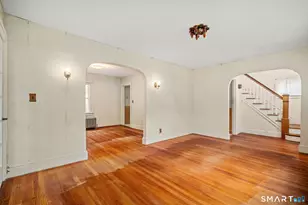 81 Woodlawn St, West Hartford, CT 06110 - Photo 6