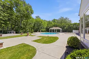 100 Somerwynd Ln, Suffield, CT 06078 - Photo 18