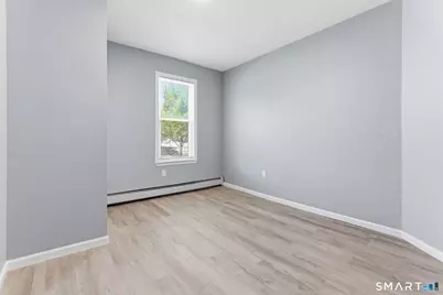 102 Capen Street, Hartford, CT 06120 - Photo 12
