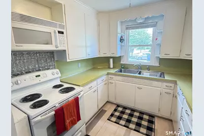 18 Pleasant View Avenue, Windham, CT 06226 - Photo 8