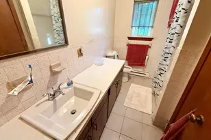 71 Bentwood Dr, Waterbury, CT 06705 - Photo 14