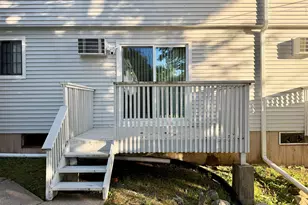 71 Bentwood Dr, Waterbury, CT 06705 - Photo 8