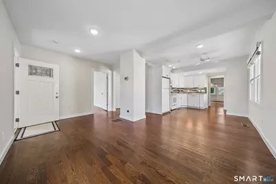 10 Wells Avenue, Stamford, CT 06902 - Photo 4