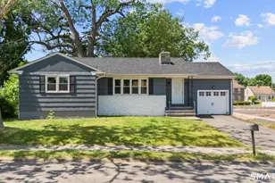 166 Collis St, West Haven, CT 06516 - Photo 2
