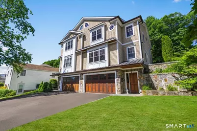 40 Oak Ridge Street #2, Greenwich, CT 06830 - Photo 2