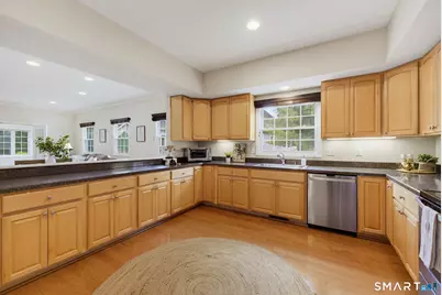 175 Oliver Way #175, Bloomfield, CT 06002 - Photo 6