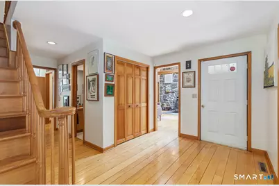 572 Amity Road, Woodbridge, CT 06525 - Photo 4