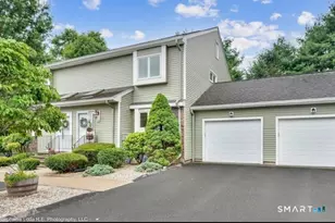 918 Sandstone Dr, South Windsor, CT 06074 - Photo 2