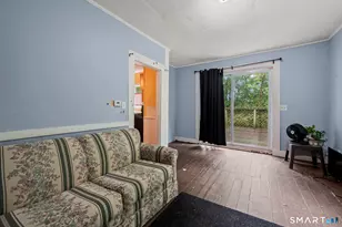 220 Murray St, Meriden, CT 06450 - Photo 8
