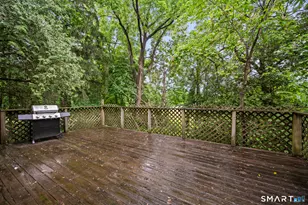 220 Murray St, Meriden, CT 06450 - Photo 24