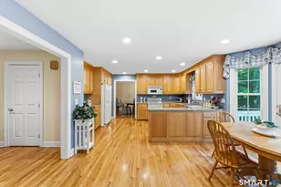 29 Narragansett Trail, Newtown, CT 06482 - Photo 20
