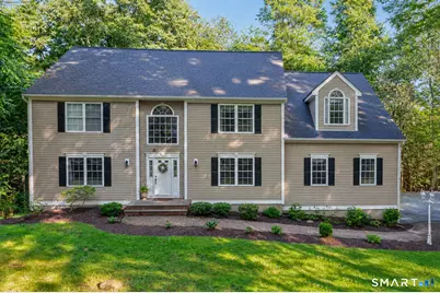 29 Narragansett Trail, Newtown, CT 06482 - Photo 1