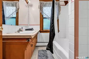 61 Idylwood Ave, Waterbury, CT 06705 - Photo 6